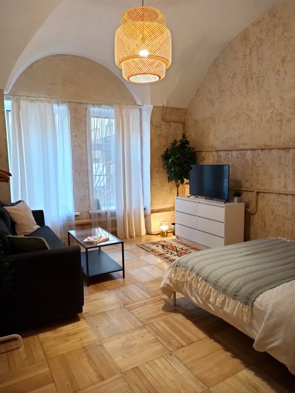 Квартира с Отдельным Входом у Эрмитажа — фото 1
