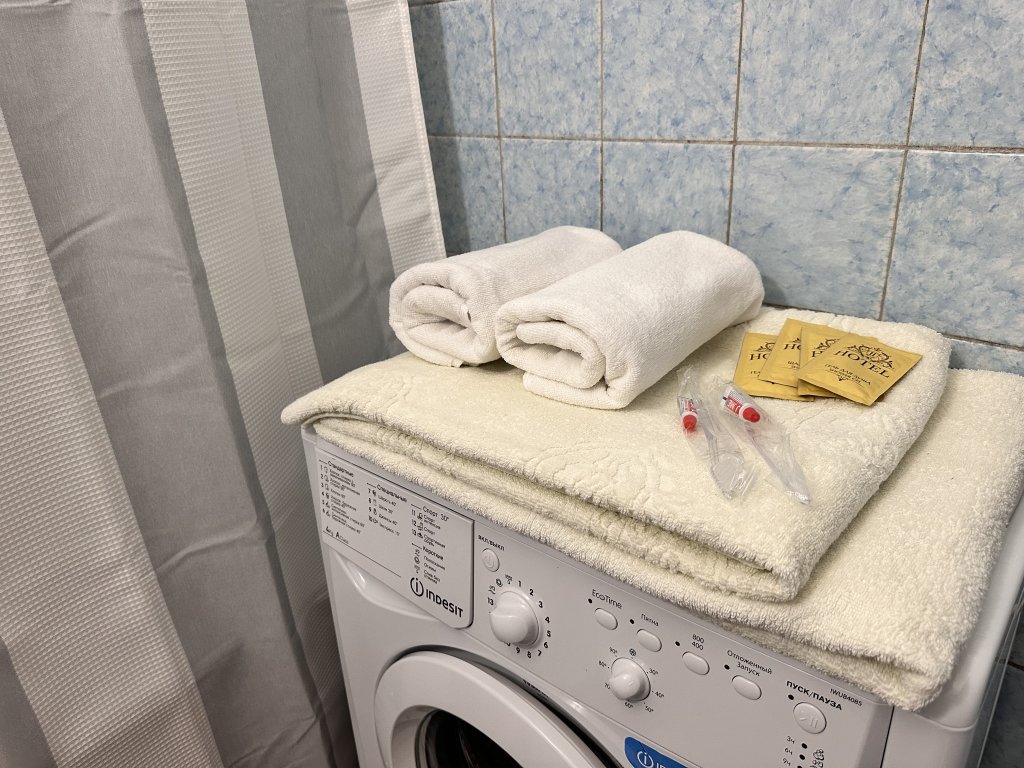 Москва: Квартира Семейная квартира у больницы Вельтищева