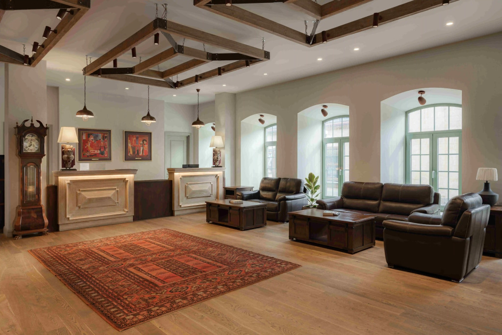 Гюмри: Grand Hotel Gyumri by Apricot Hotels