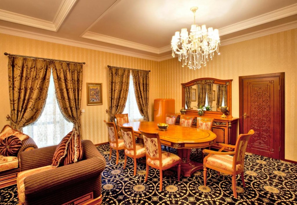 Баку: Shah Palace Luxury Museum Hotel (by Travel Agency)