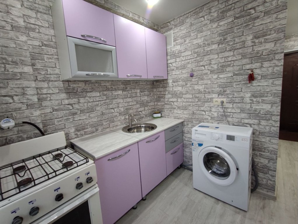 Красноярск: Квартира на Свердловской 37