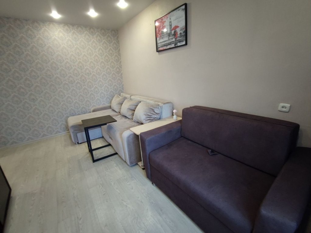 Красноярск: Квартира на пр-те Металлургов 30В