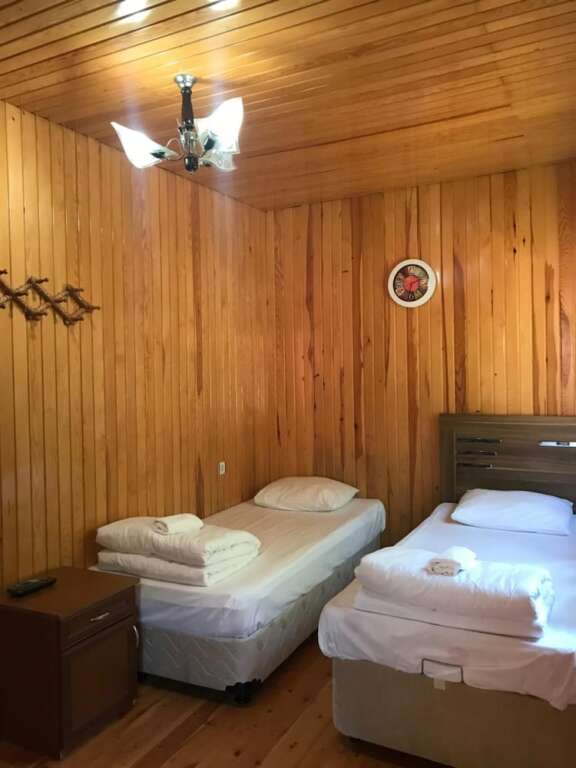 Узунгёль: Uğur Motel