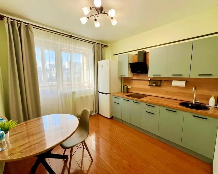 Сургут: Квартира Rich House на ул. Игоря Киртбая 18