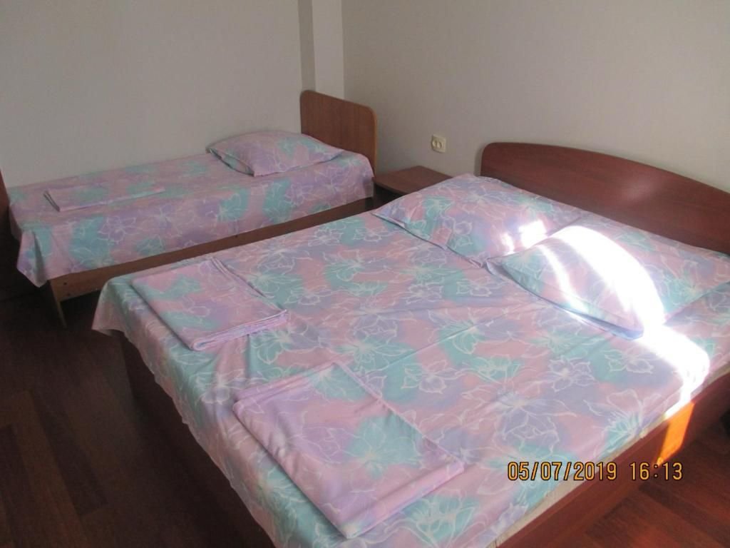 Гагра: Гостевой дом Guest house у Маргариты