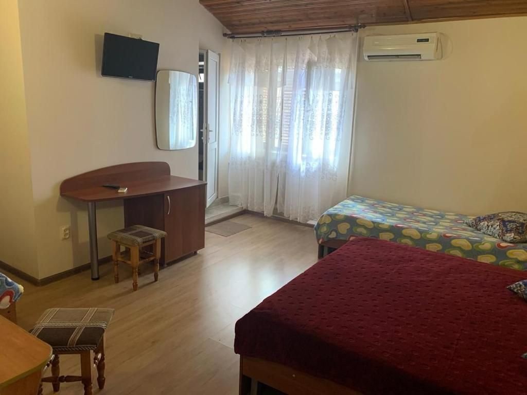 Гагра: Гостевой дом Guest house у Маргариты