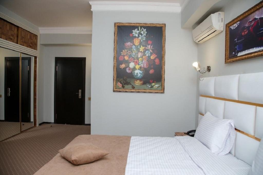 Баку: Bey Hotel Baku