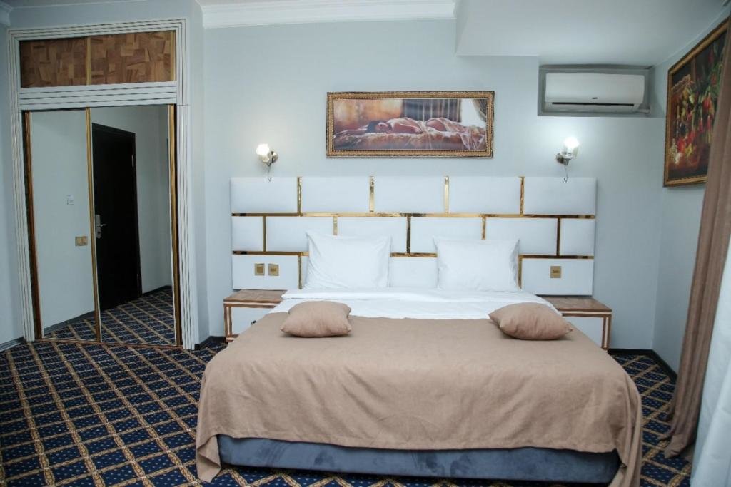 Баку: Bey Hotel Baku