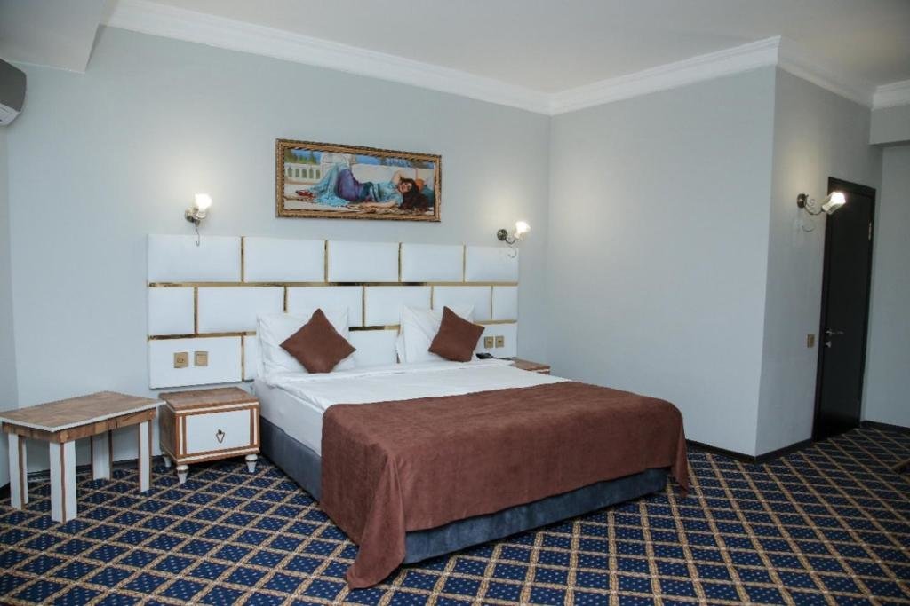 Баку: Bey Hotel Baku