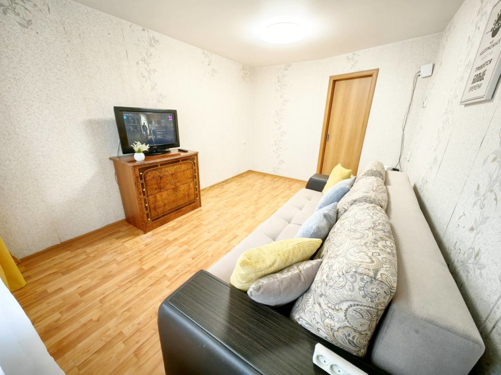 Северодвинск: Апартаменты Like Home возле завода Севмаш