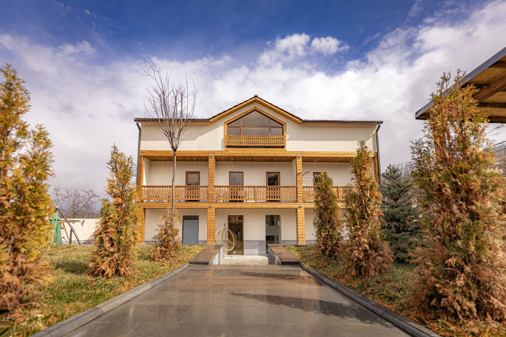 Дилижан: Отель Taniqinn Dilijan