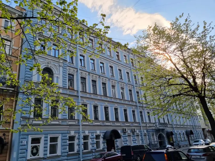 Санкт-Петербург: Квартира Трехкомнатная в сердце Петроградки в Винтажном Стиле
