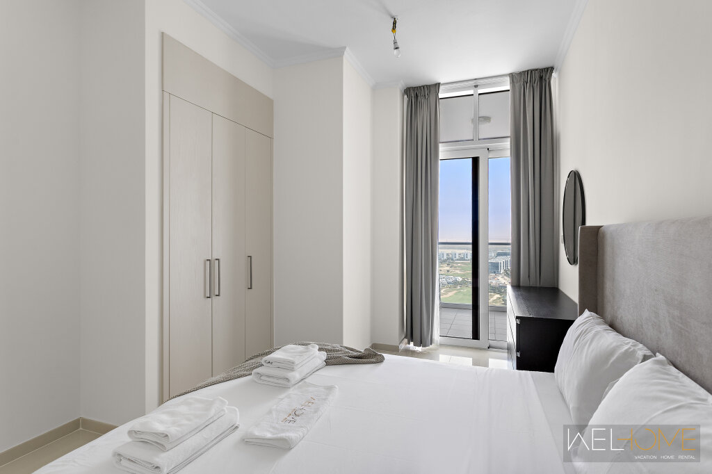 Дубай: Апартаменты WelHome - Breathtaking 1BR Apt with Balcony and City View