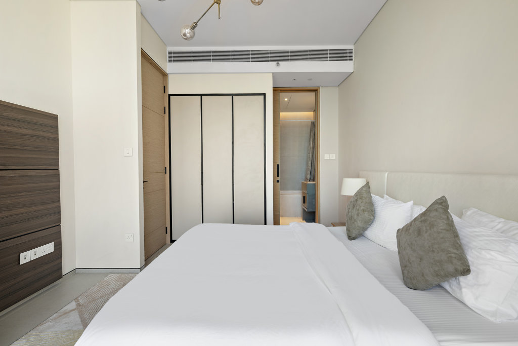 Дубай: Апартаменты WelHome - Fancy Apt with Balcony and Exceptional Canal Views