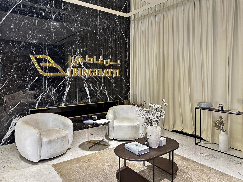 Дубай: Апартаменты WelHome - Contemporary 1BR in Binghatti Canal & Burj Views