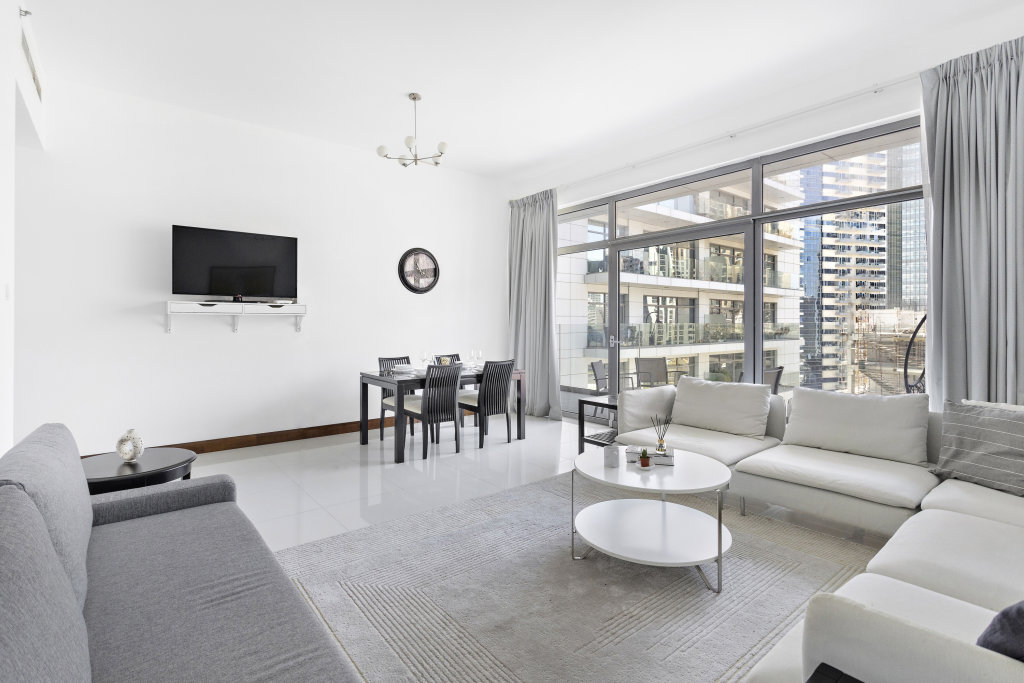 Дубай: Апартаменты WelHome - Urban Retreat with Terrace and City Views