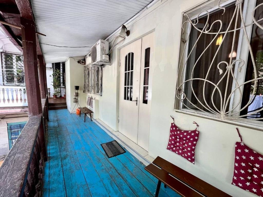 Тбилиси: Гостевой дом La Casa