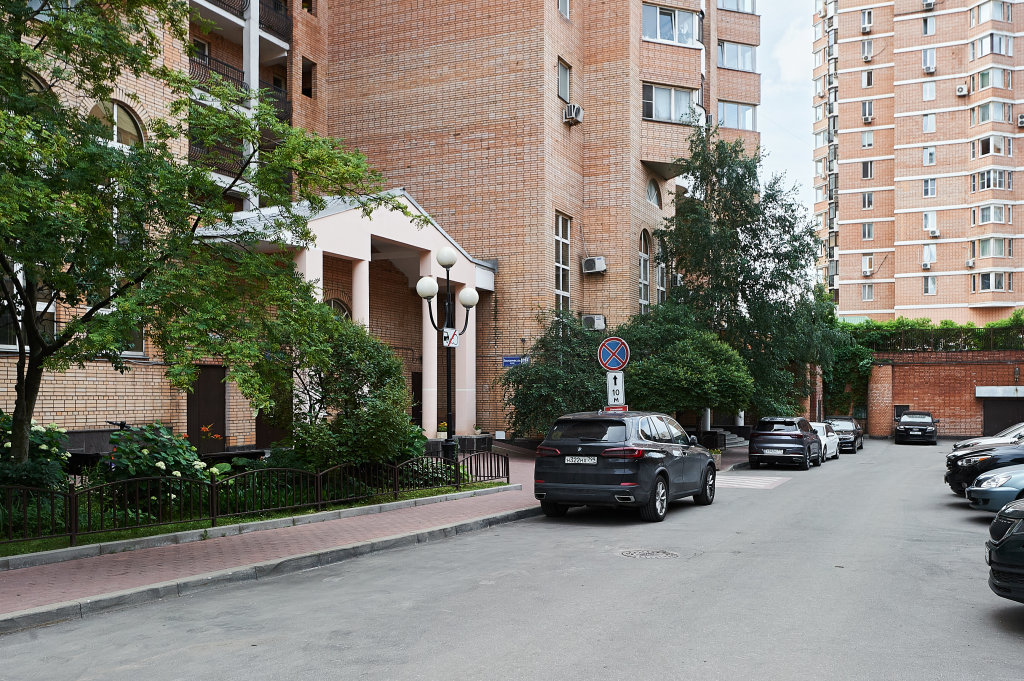 Москва: Квартира GM Apartments Уютная Трёшка у Патриарших Прудов