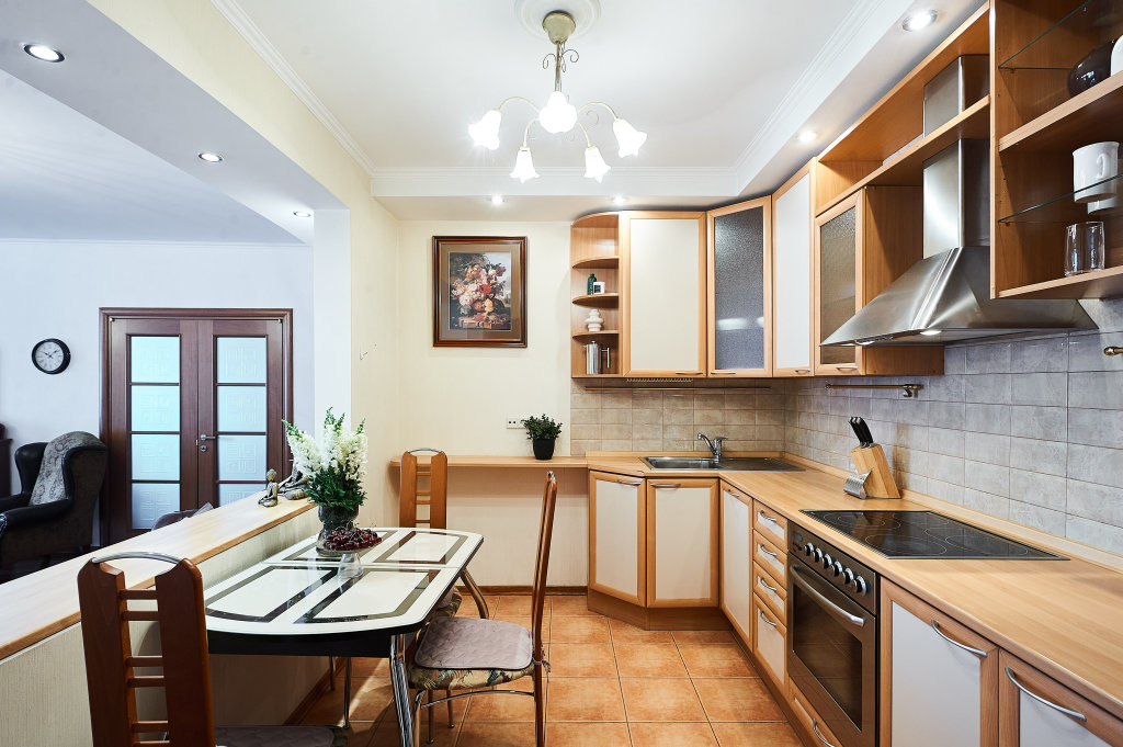 Москва: Квартира GM Apartments Уютная Трёшка у Патриарших Прудов