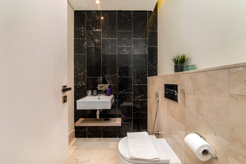 Дубай: Апартаменты Deluxe 2BR with Sea View in The 8 on Palm Jumeirah