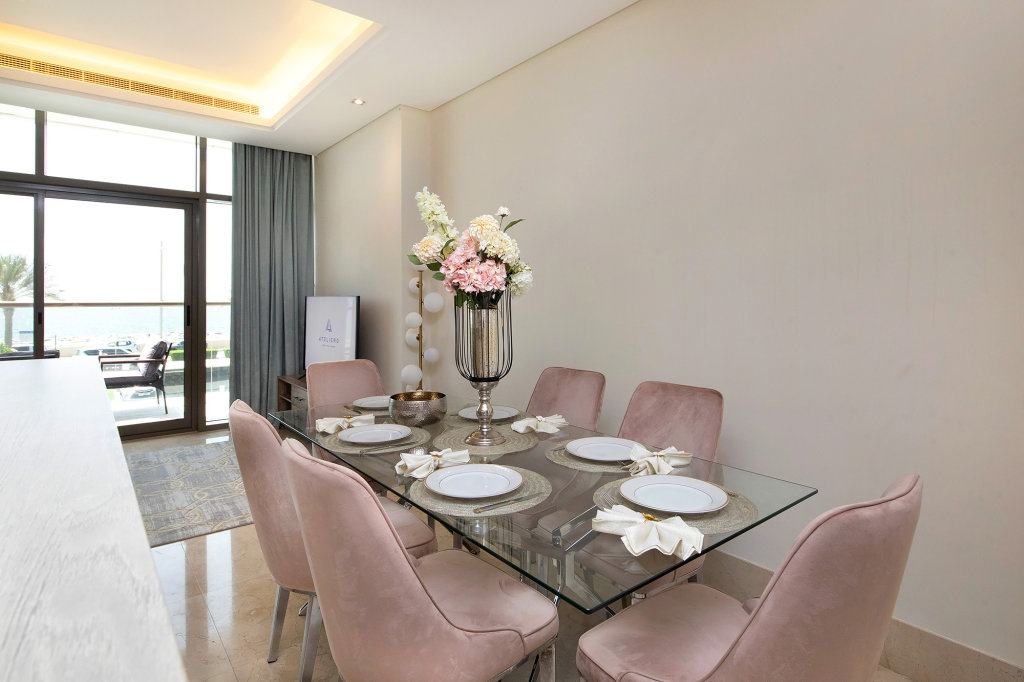Дубай: Апартаменты Deluxe 2BR with Sea View in The 8 on Palm Jumeirah