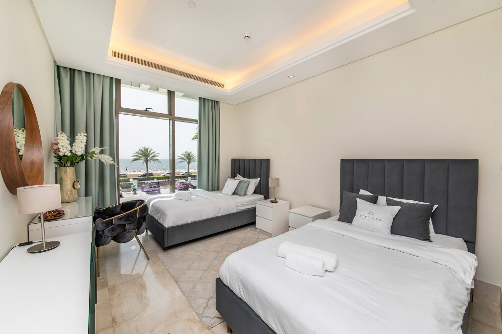 Дубай: Апартаменты Deluxe 2BR with Sea View in The 8 on Palm Jumeirah