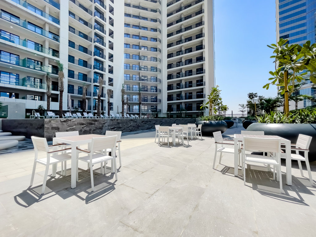 Дубай: Апартаменты Zada Tower 1BR with Excellent Dubai Canal View