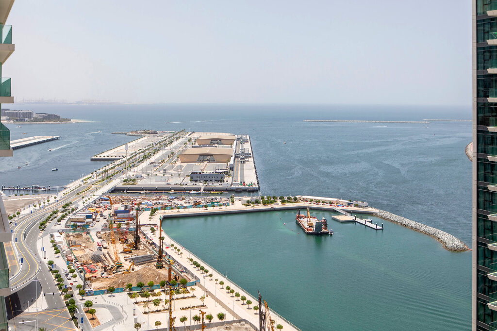 Дубай: Апартаменты Marina Vista Emaar Beachfront