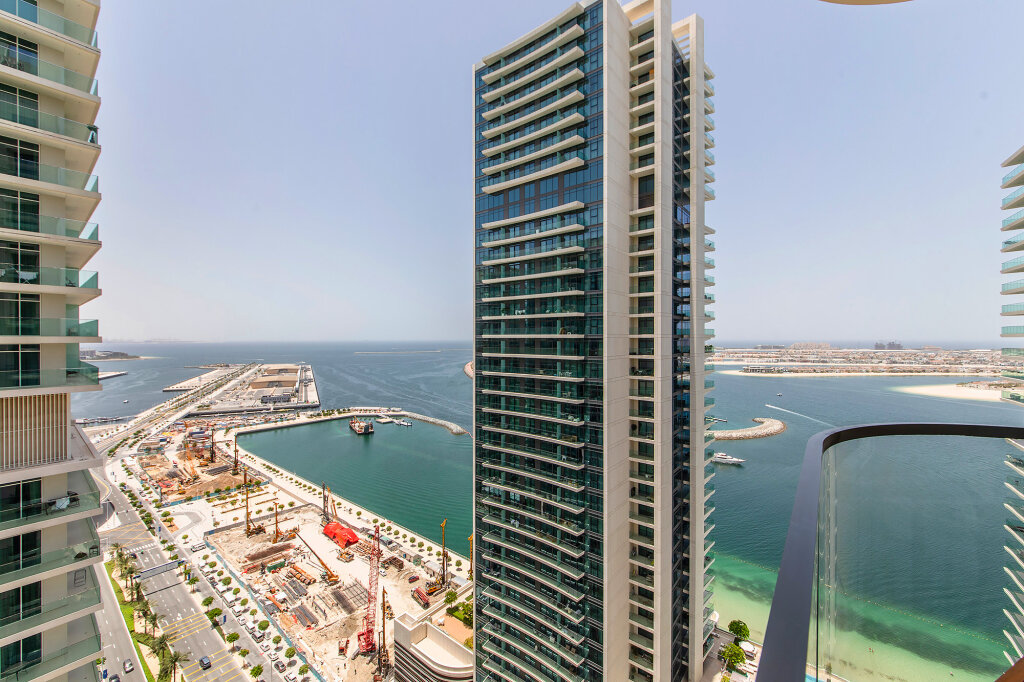 Дубай: Апартаменты Marina Vista Emaar Beachfront