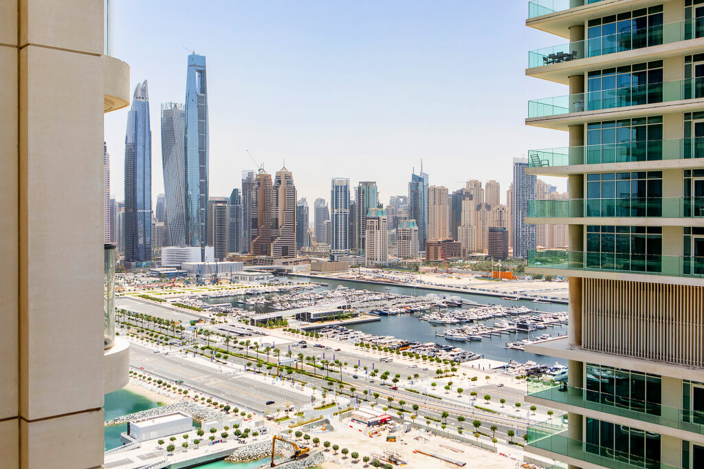 Дубай: Апартаменты Marina Vista Emaar Beachfront