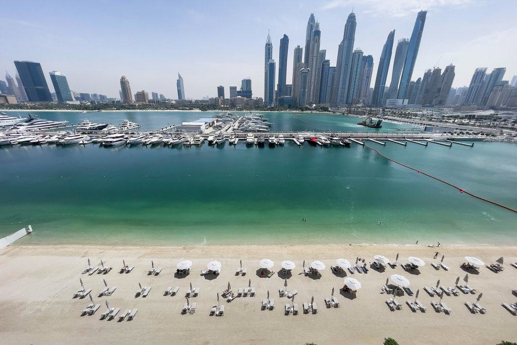 Дубай: Апартаменты Marina Vista Emaar Beachfront