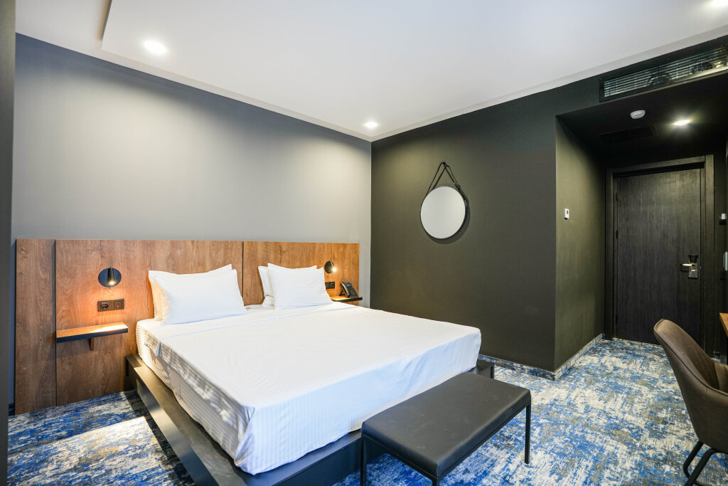 Тбилиси: Hotel Splendid Tbilisi