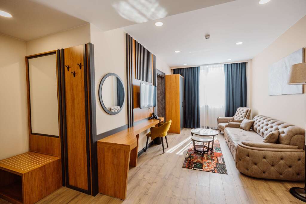 Батуми: Отель Best Western Plus «Батуми»