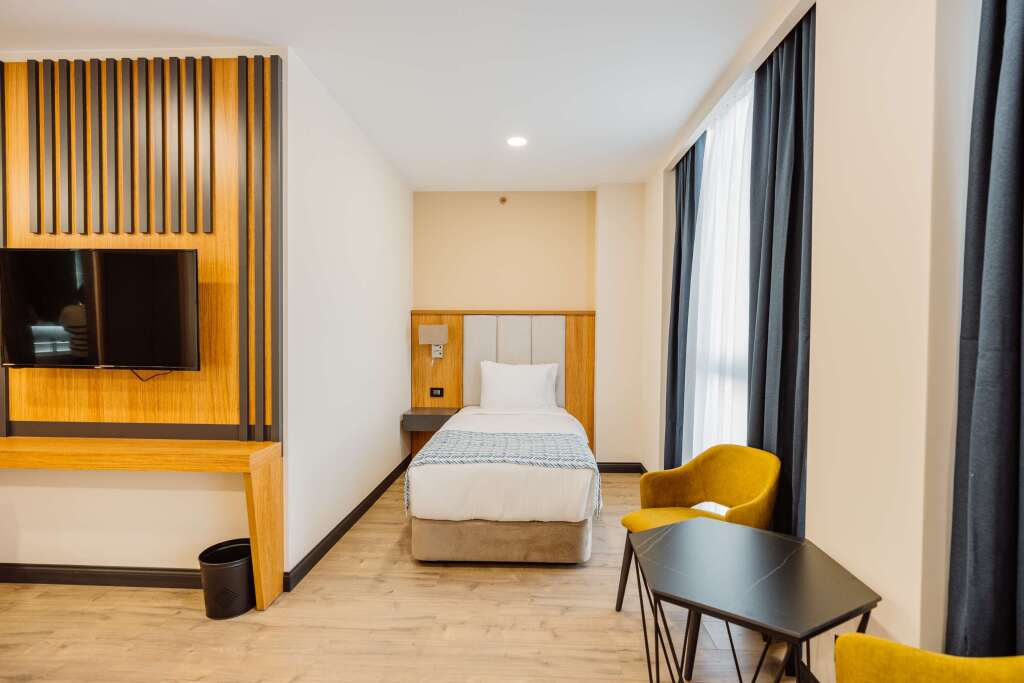 Батуми: Отель Best Western Plus «Батуми»