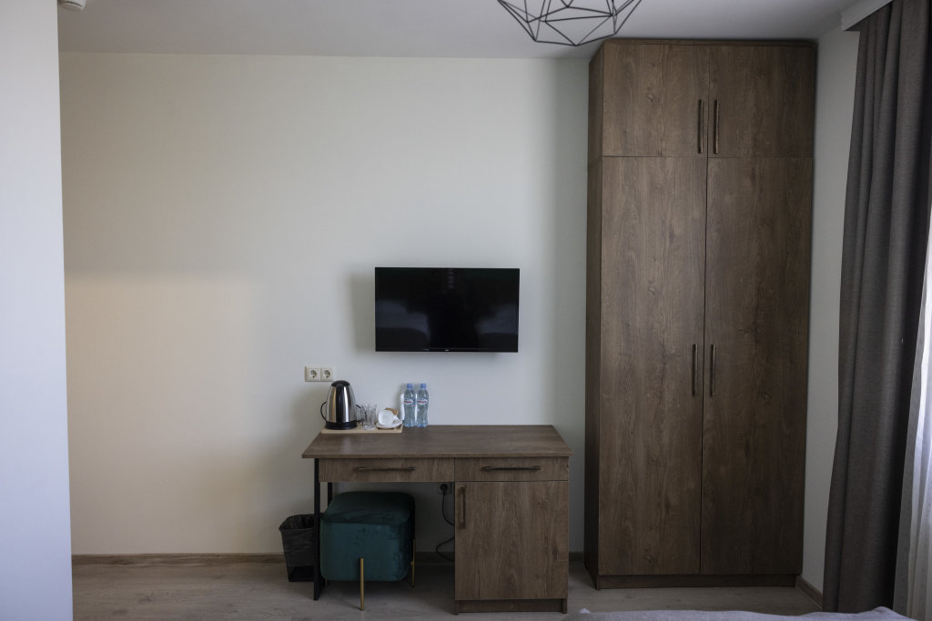 Батуми: Hotel Gardenville Batumi