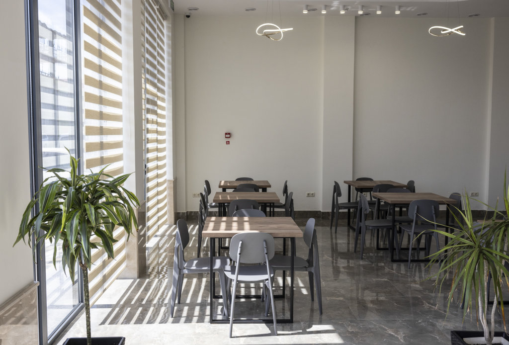 Батуми: Hotel Gardenville Batumi