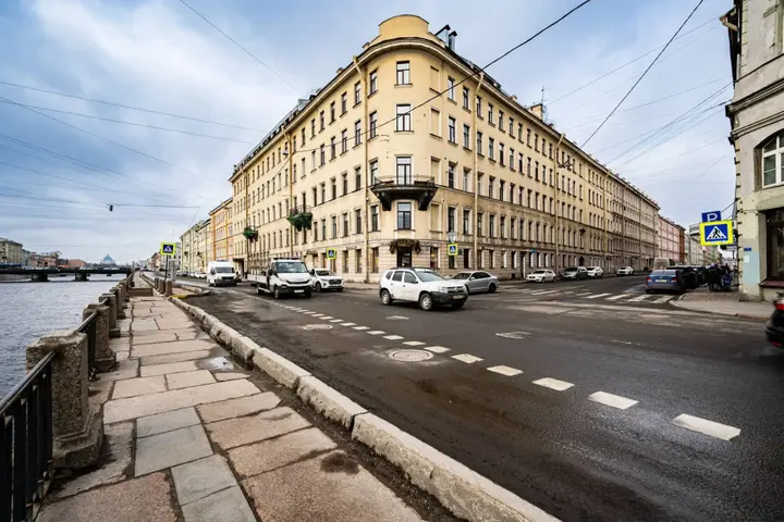 Санкт-Петербург: Квартира В центре с Парковкой