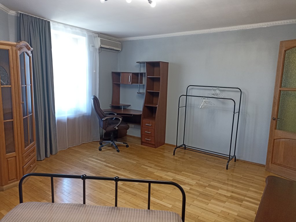 Севастополь: Квартира на Площади Ушакова