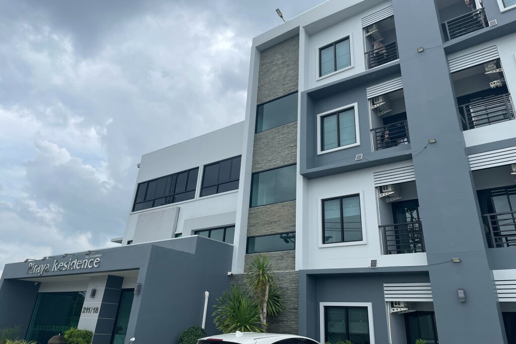 Тхаланг: De Piraya Residence
