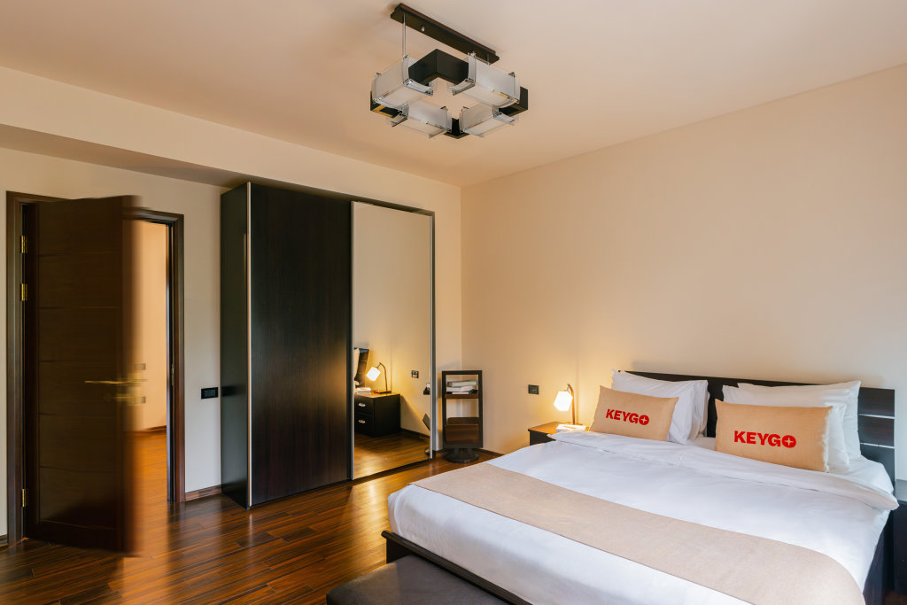 Ереван: Апартаменты Stunning 2BR Apt Mashtots Avenue by Keygo 84