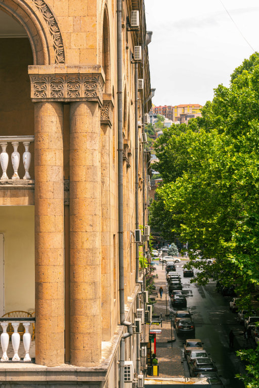 Ереван: Апартаменты Stunning 2BR Apt Mashtots Avenue by Keygo 84