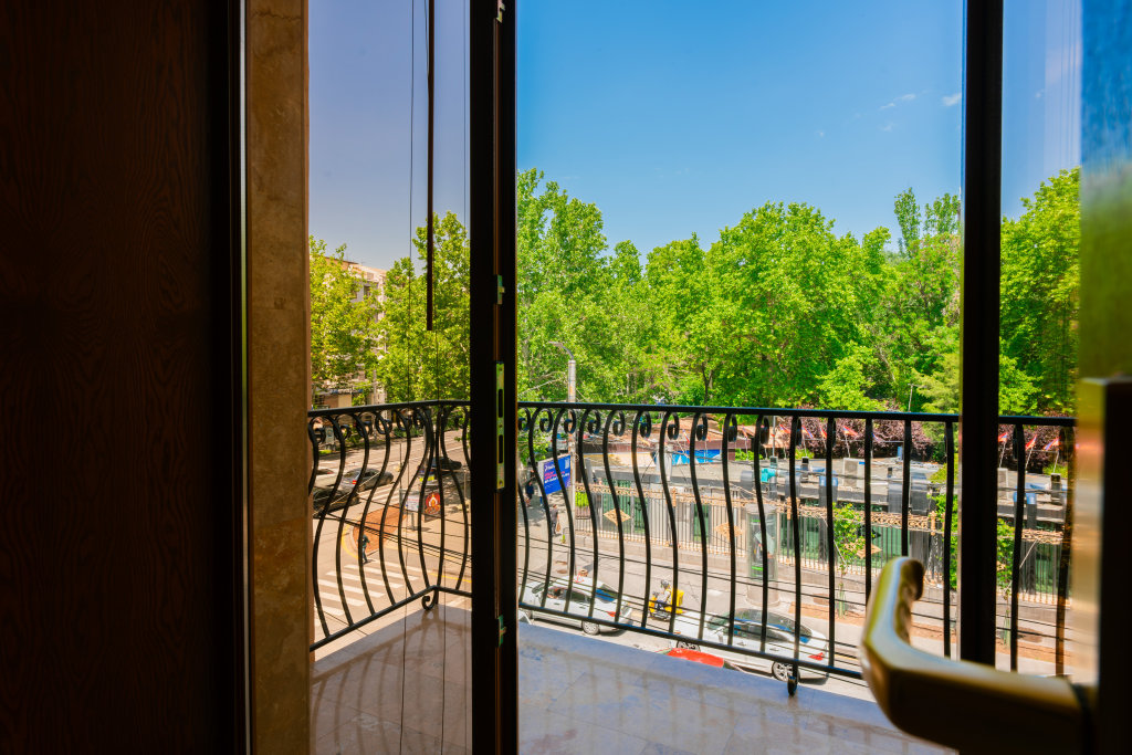 Ереван: Апартаменты 2BR Apt City Retreat Self-Checkin by Keygo 85