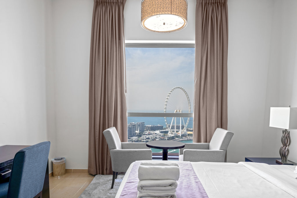 Дубай: Апартаменты Vitamin JBR Shams