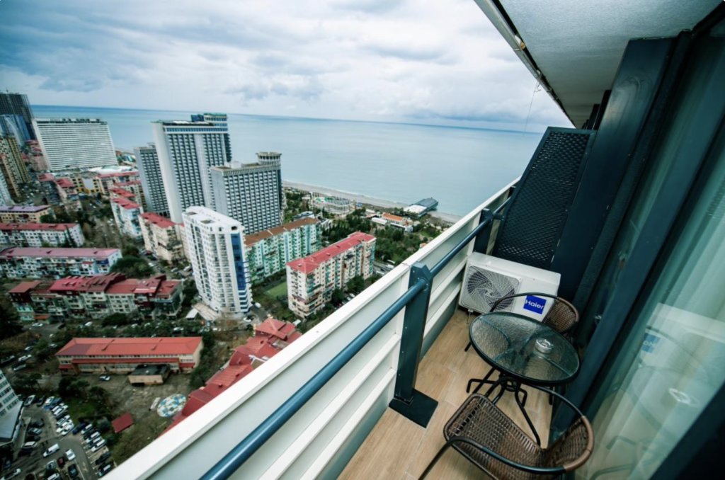 Батуми: Апартаменты Legacy Apartments Orbi City