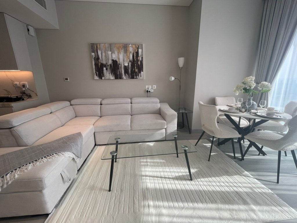 Дубай: Апартаменты Dubai Marina Walk Gem Modern Apt with Pool & Gym access, Steps to Beach & Metro