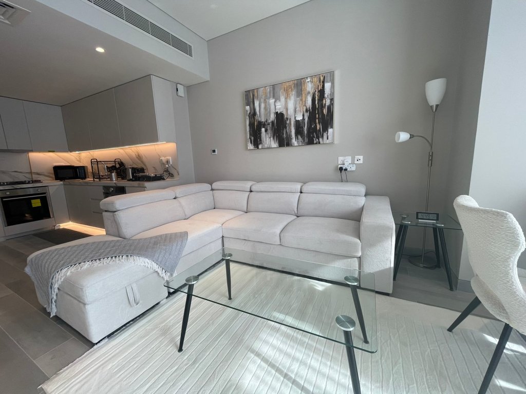 Дубай: Апартаменты Dubai Marina Walk Gem Modern Apt with Pool & Gym access, Steps to Beach & Metro