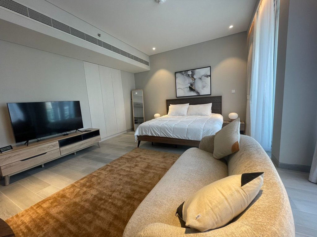 Дубай: Апартаменты Dubai Marina Walk Gem Modern Apt with Pool & Gym access, Steps to Beach & Metro
