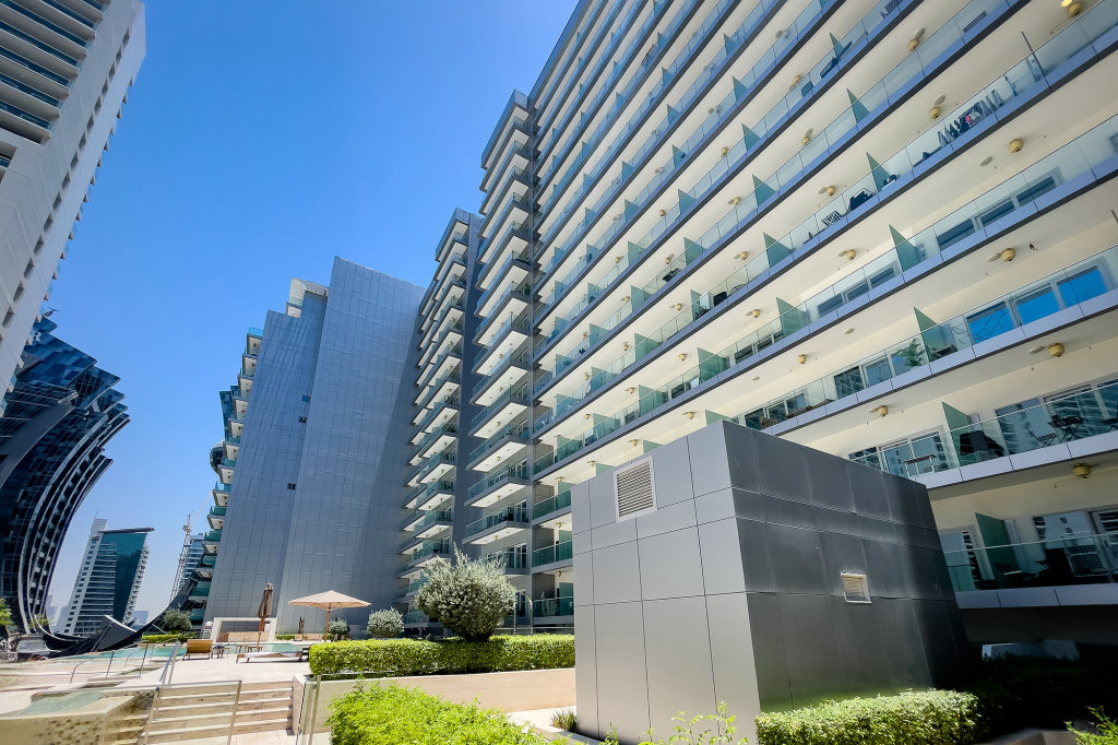 Дубай: Апартаменты Elegant Studio in Damac Majestine Business Bay