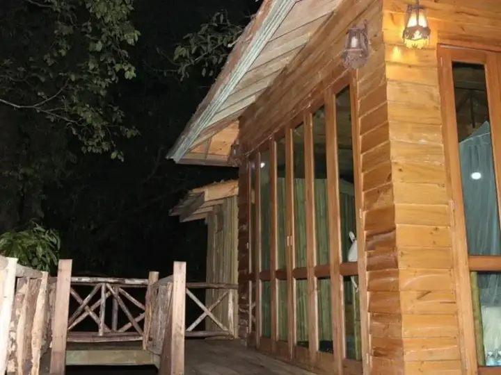 Мае-Таенг: Dreamcaught Tree House