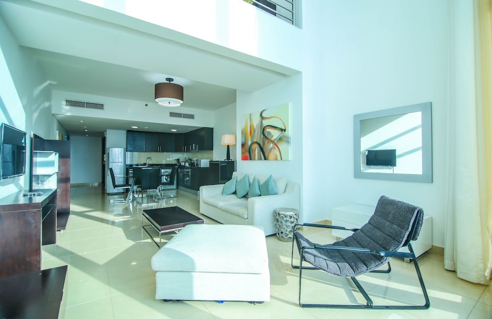 Lux Bnb 1Bdr Penthouse Movenpick JLT — фото 1